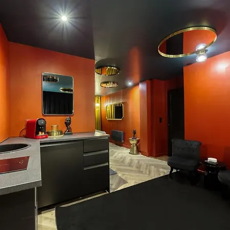 Appartement Appartement Rouge Elegance&Miroirs RER C