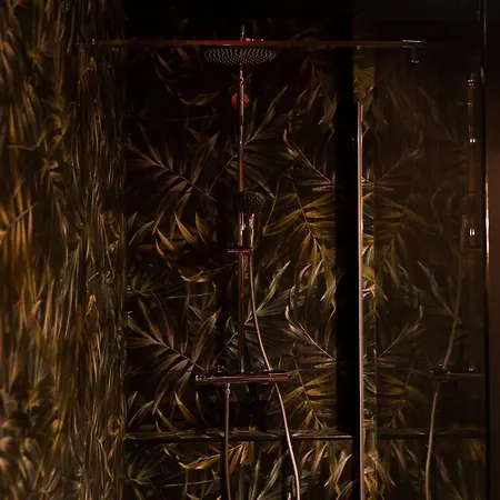 Le Rouge Apartment